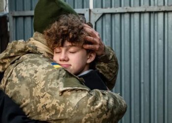 Украинцам объяснили, как детям военных получить государственную помощь