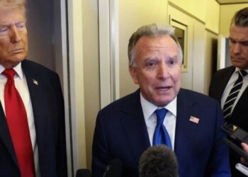 Белый дом заглатывает наживку: Уиткофф рассказал, что Путин пообещал Трампу  во время часового разговора