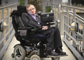 Последнее предупреждение гения: Хокинг перед смертью составил список угроз для человечества