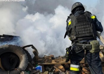 Днепропетровская область под обстрелом: двое погибли, ранены дети