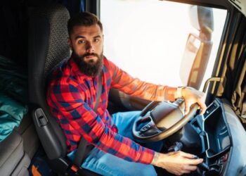 Водителям заблокируют выезды: заработало новое лицензионное условие