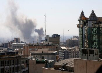 «Зонтик дал трещину»: как война в Иране разрушила миф о безопасности арабских монархий