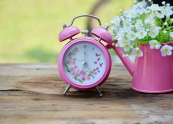 Перевод часов изменили: появилось уточнение о летнем времени 2026