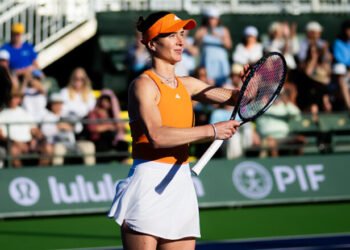 Свитолина разгромила чешку и досрочно вышла в четвертьфинал Индиан-Уэллс