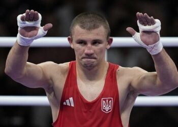 Александр Хижняк – Вильмер Барон. Смотреть онлайн. LIVE-трансляция