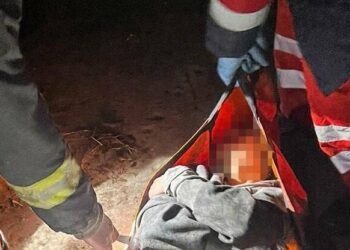 Небезпечна вечірка: на Київщині підлітка дістали з 8-метрової шахти