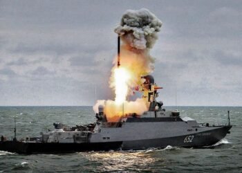 Россия второй раз за ночь запустила по Украине «Калибры»: где угроза ударов