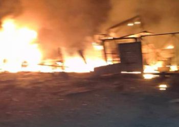 Тривожний ранок на Київщині: жертви російської атаки та масштабне полум’я, — ФОТО