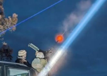 Швидкісні об’єкти рф атакують Київ: що летить в небі