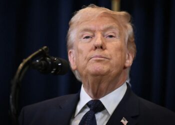 Системный кризис в США: Хомяк и Романенко об опасности “последней битвы” Трампа