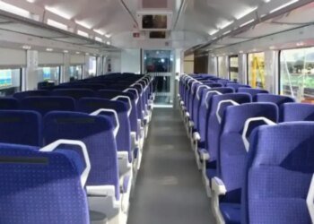 Графік київської кільцевої електрички зміниться з 13 квітня: які рейси скасують