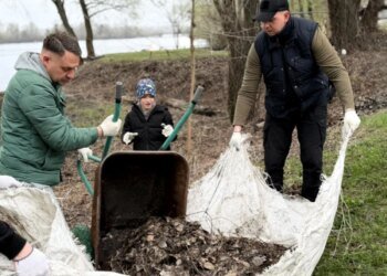 У Києві понад 7 тисяч людей долучилися до загальноміської толоки – КМДА