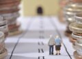 В мае пенсии вырастут не всем: кому будут начислять надбавки и по каким правилам
