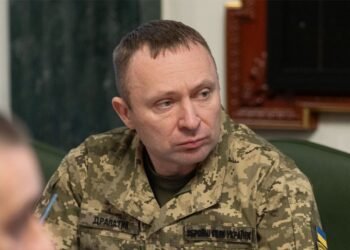 Драпатый проверит всю вертикаль 10-го корпуса после скандала с истощением бойцов