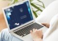 Как украинцу самостоятельно передать бумажную трудовую книжку в реестр ПФУ