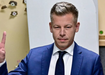 Bloomberg: Мадьяр выдвинул Киеву условия по вступлению в ЕС