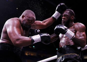 Мегафайт Чисоры и Уайлдера завершился сенсацией. Следующий – Усик?