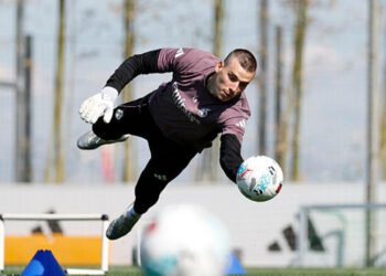 Экс-тренер сборных Украины: «У Лунина проблемы с психологией и мотивацией»