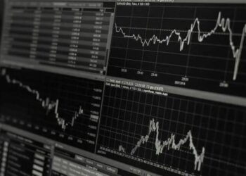 «Мандраж» на биржах: Устенко назвал признаки настоящего мирового кризиса