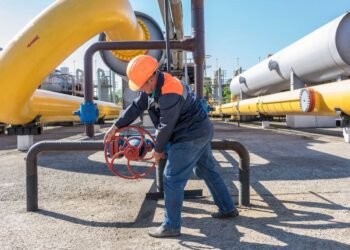 Подготовка к зиме «на паузе»: Украина меняет планы закупки газа из-за войны в Иране