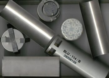 Графитовые бомбы по Тегерану: Романенко о новой тактике Израиля