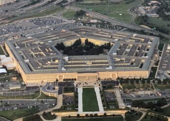 Пентагон делает ставку на дроны в крупнейшем в истории бюджетном запросе