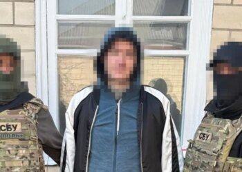 СБУ затримала у Києві дезертира, який організував підпали військових авто на замовлення фсб