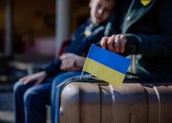 НБУ назвав терміни повернення українців з-за кордону, пов'язує з покращенням на ринку праці з падінням безробіття до 9%
