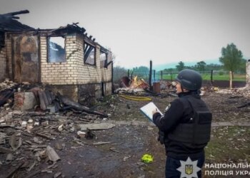 Трехлетняя девочка в больнице: итоги российского налета во время “перемирия”