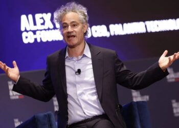 Welt: глава Palantir Карп призвал Европу покупать украинские технологии вместо “тестированных в PowerPoint”