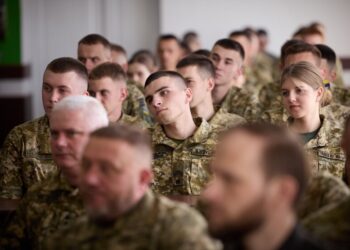 Мобилизация с 18 лет: когда власти пойдут на крайние меры