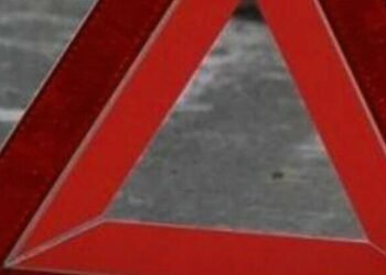 На Київщині авто заднім ходом збило жінку: що сталося насправді